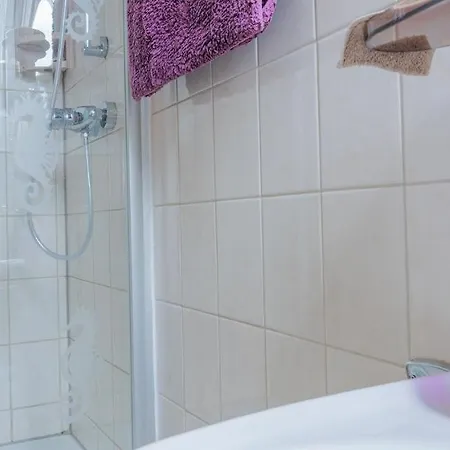 Zur Rosi Duisburgo
